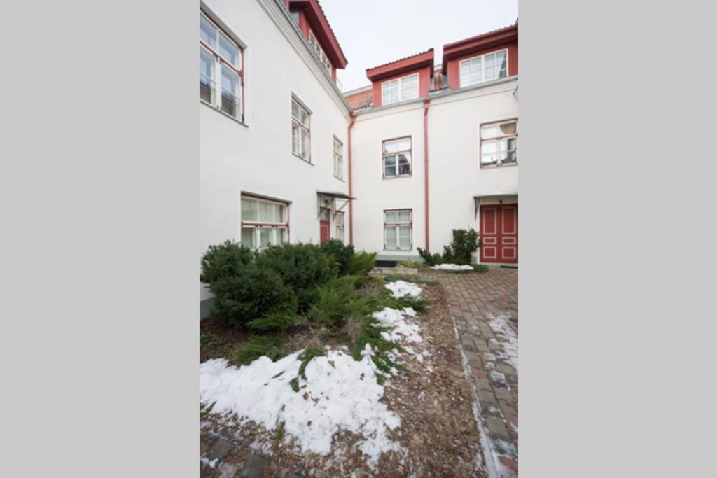 Tallinn City Apartments - Luxury 3 Bedroom, Sauna, Views Exteriör bild