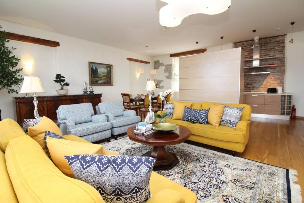 Tallinn City Apartments - Luxury 3 Bedroom, Sauna, Views Exteriör bild
