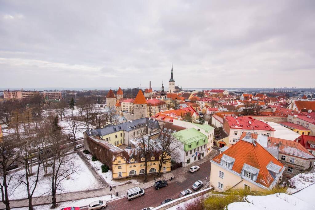 Tallinn City Apartments - Luxury 3 Bedroom, Sauna, Views Exteriör bild